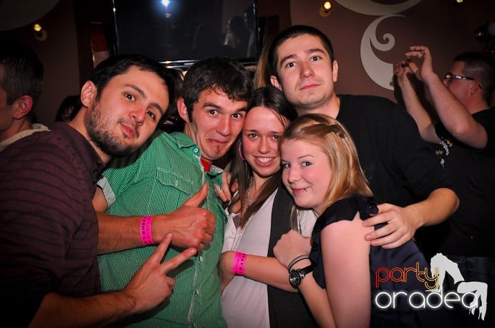 Sâmbătă seara în Chanson, 