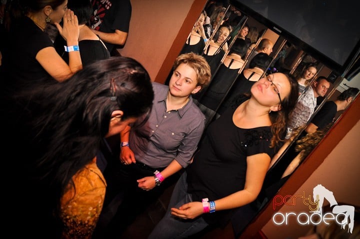 Sâmbătă seara în Chanson, 