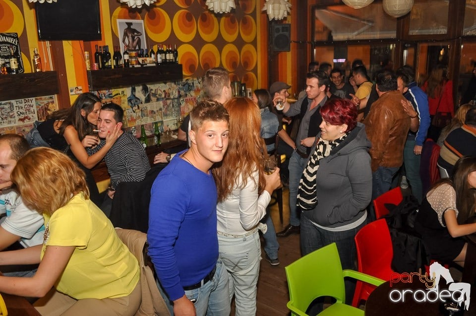 Sâmbătă seara în Juice, Juice