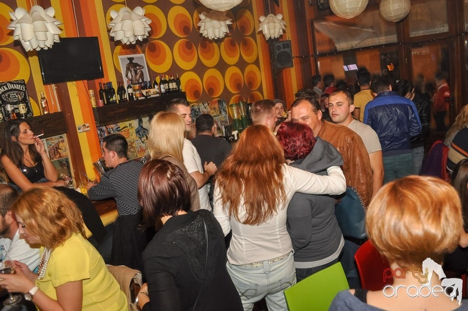 Sâmbătă seara în Juice, Juice