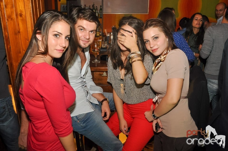 Sâmbătă seara în Juice, Juice