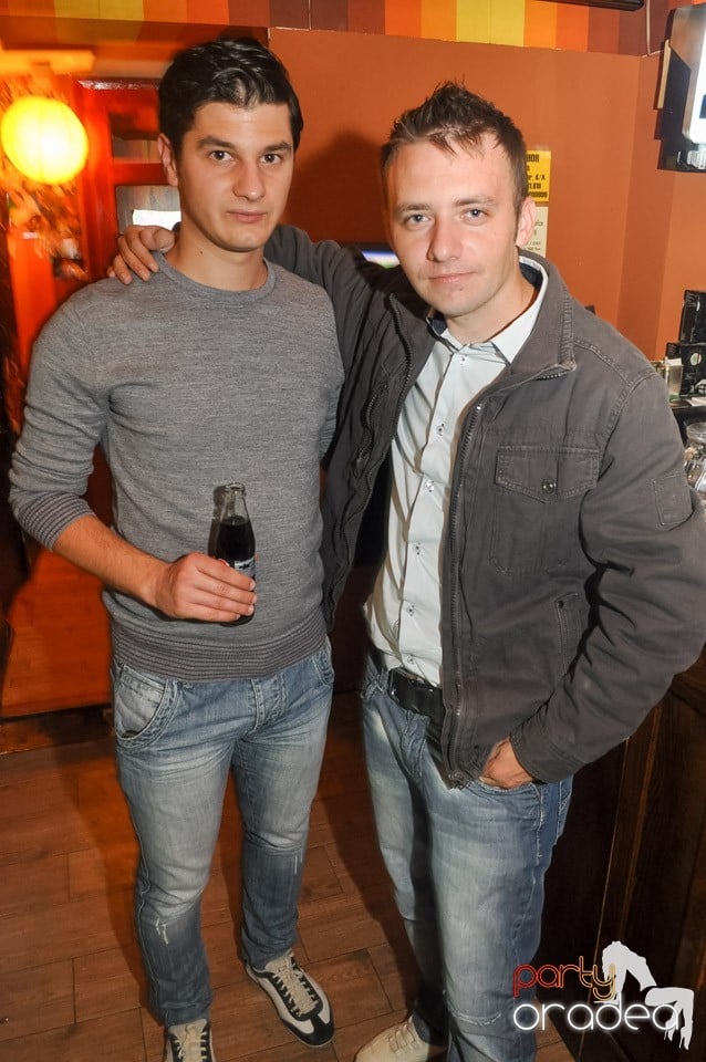 Sâmbătă seara în Juice, Juice