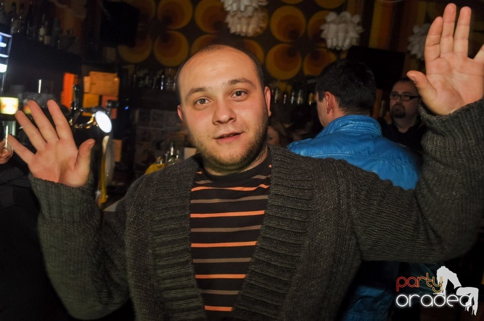 Sâmbătă seara în Juice, Juice