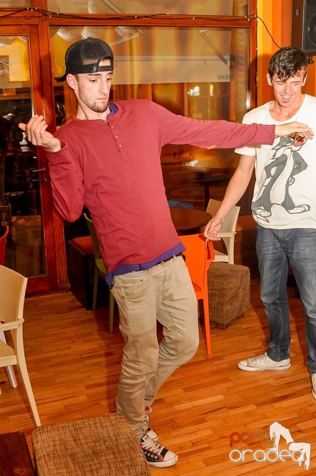 Sâmbătă seara în Juice, Juice