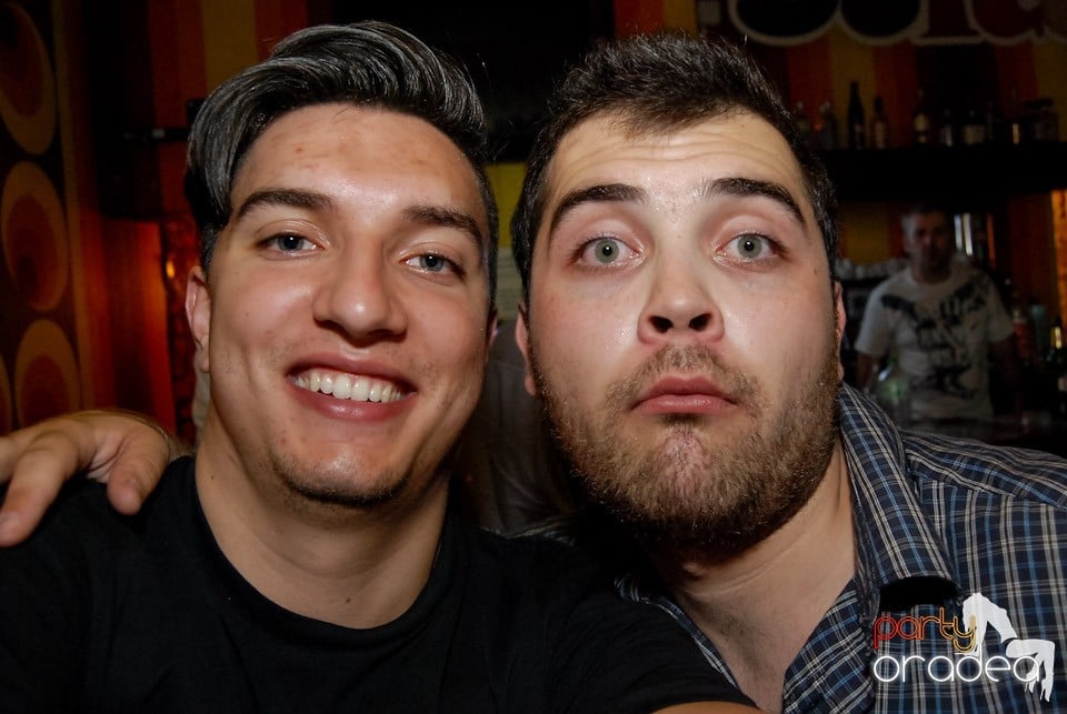 Sâmbătă seara în Juice, Juice