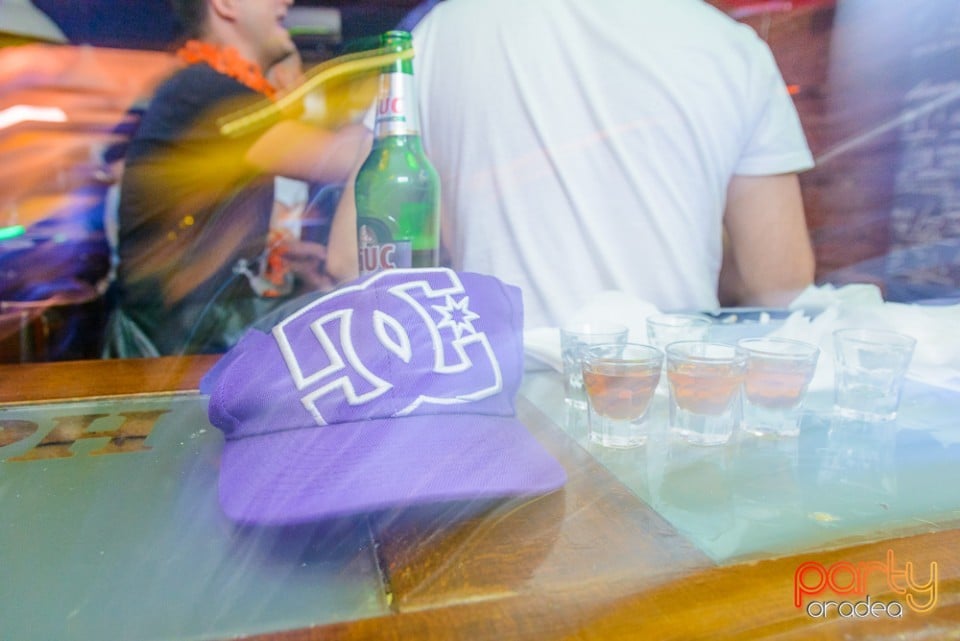 Sâmbătă seara în Juice, Juice