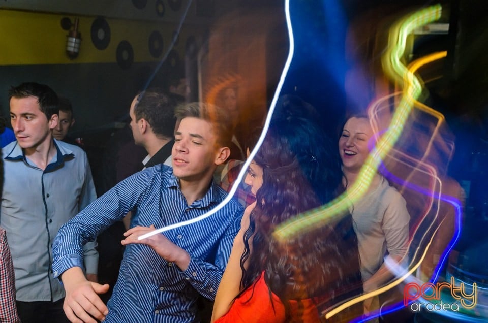 Sâmbătă seara în Yellow, 