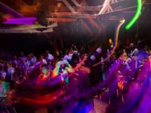Sâmbătă seara la Disco FAHÁZ