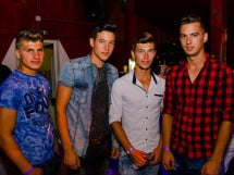 Sâmbătă seara la Disco FAHÁZ