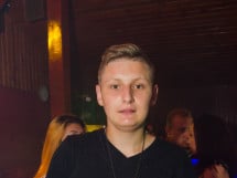 Sâmbătă seara la Disco FAHÁZ