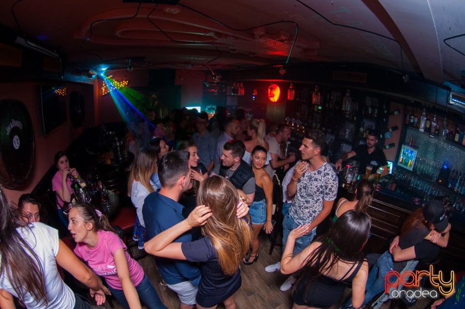 Sâmbătă seara la Edison Pub, 