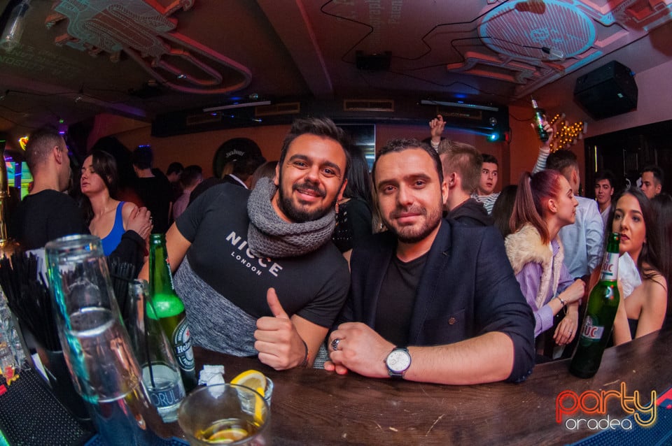 Sâmbătă seara la Edison Pub, 