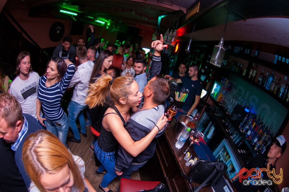 Sâmbătă seara la Edison Pub, 