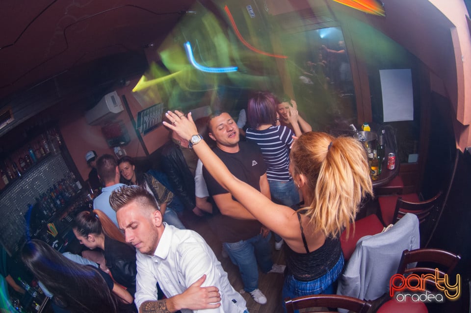 Sâmbătă seara la Edison Pub, 