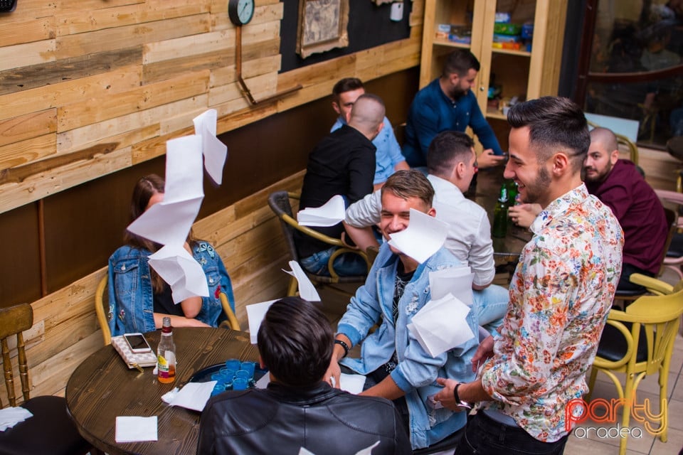 Sâmbătă seara la Steam Bar, 