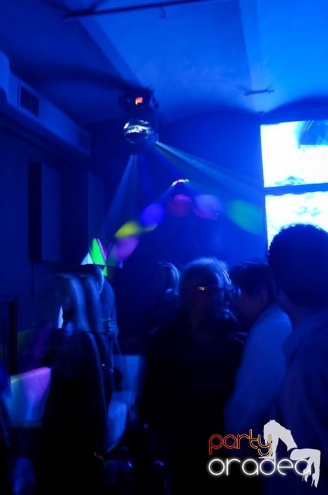 Sâmbătă seara se petrece în Heat, 