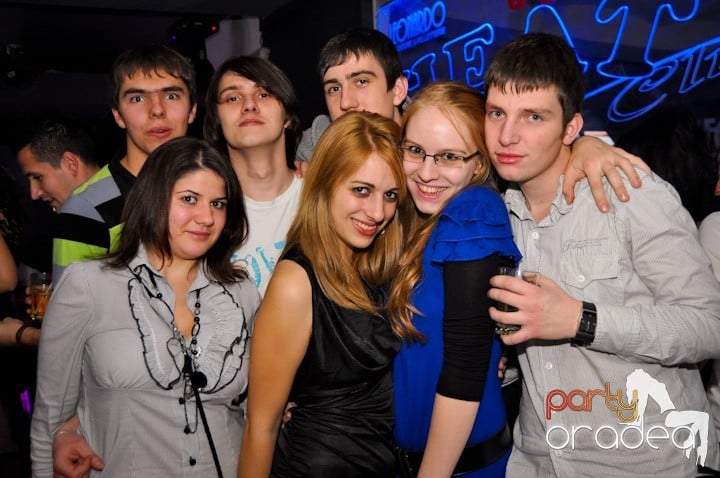 Sâmbătă seara se petrece în Heat, 