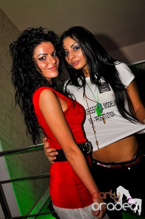 Sâmbătă seara se petrece în Heat, 