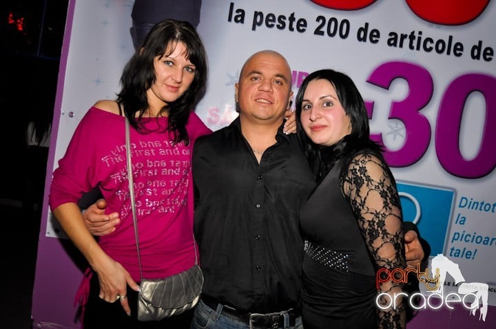 Sâmbătă seara se petrece în Heat, 