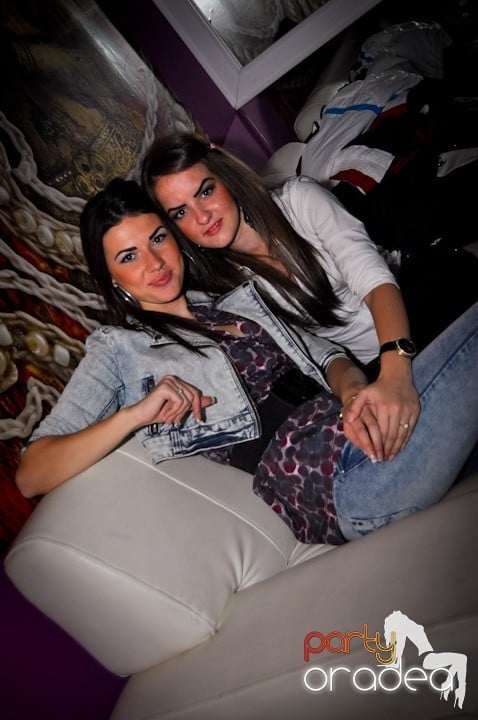 Sâmbătă seara se petrece în Heat, 