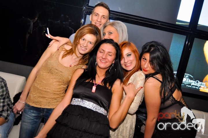 Sâmbătă seara se petrece în Heat, 