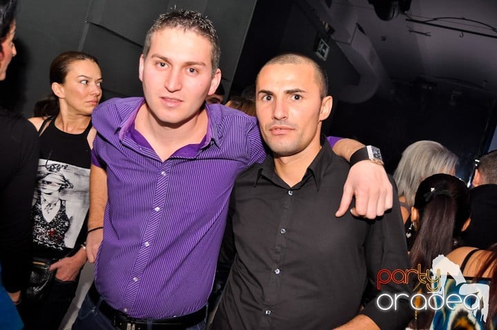 Sâmbătă seara se petrece în Heat, 