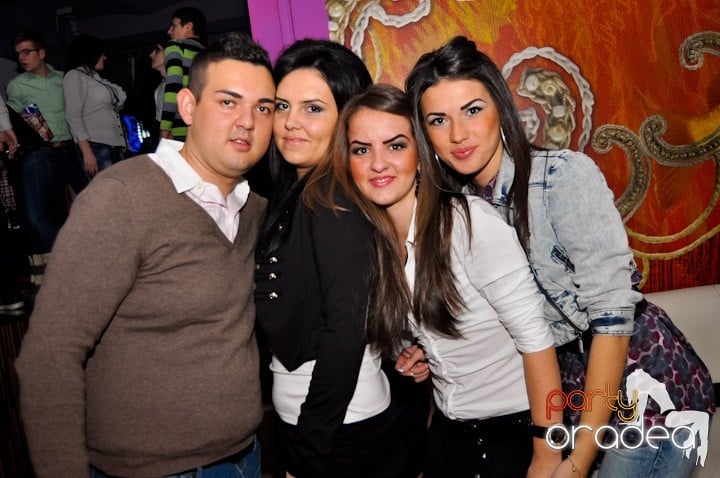 Sâmbătă seara se petrece în Heat, 