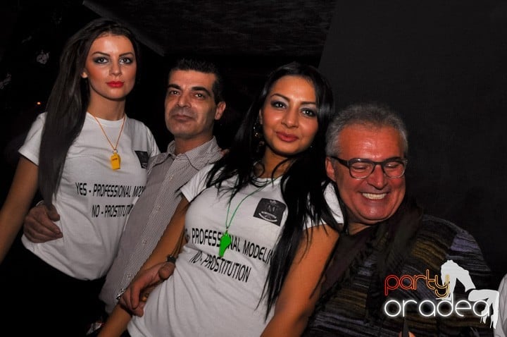 Sâmbătă seara se petrece în Heat, 