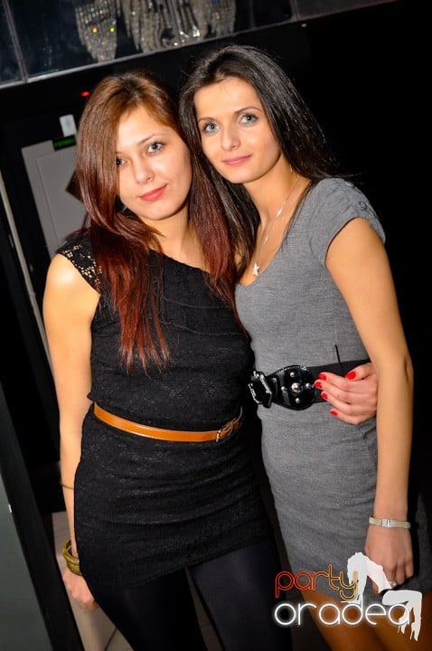 Sâmbătă seara se petrece în Heat, 