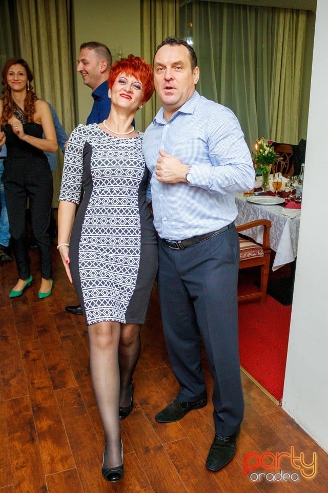 Sărbătoarea Iubirii, Hotel Maxim
