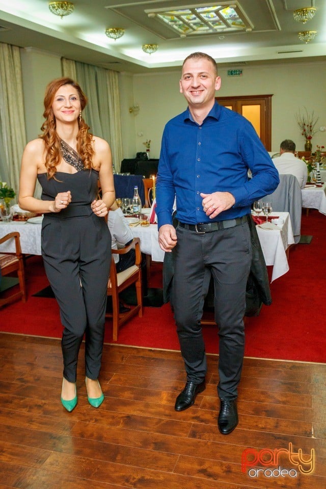 Sărbătoarea Iubirii, Hotel Maxim