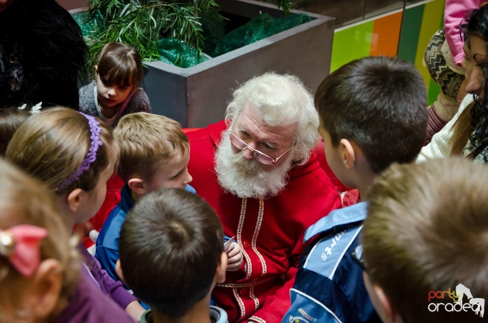 Sărbătorire de 11 ani: Moş Nicolae, Lotus Center