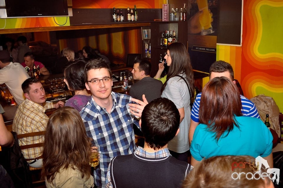 Saturday, dance, party!, Juice