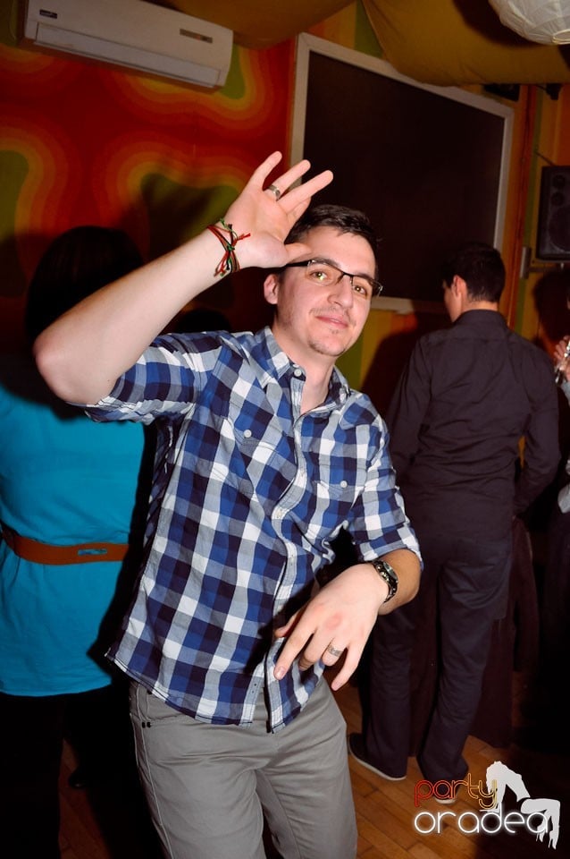 Saturday, dance, party!, Juice