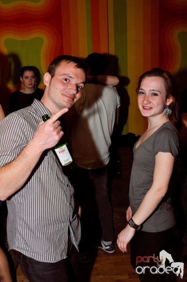 Saturday, dance, party!, Juice