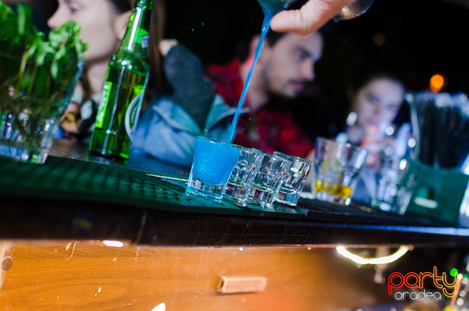 Saturday Madness @ Green Pub, Green Pub