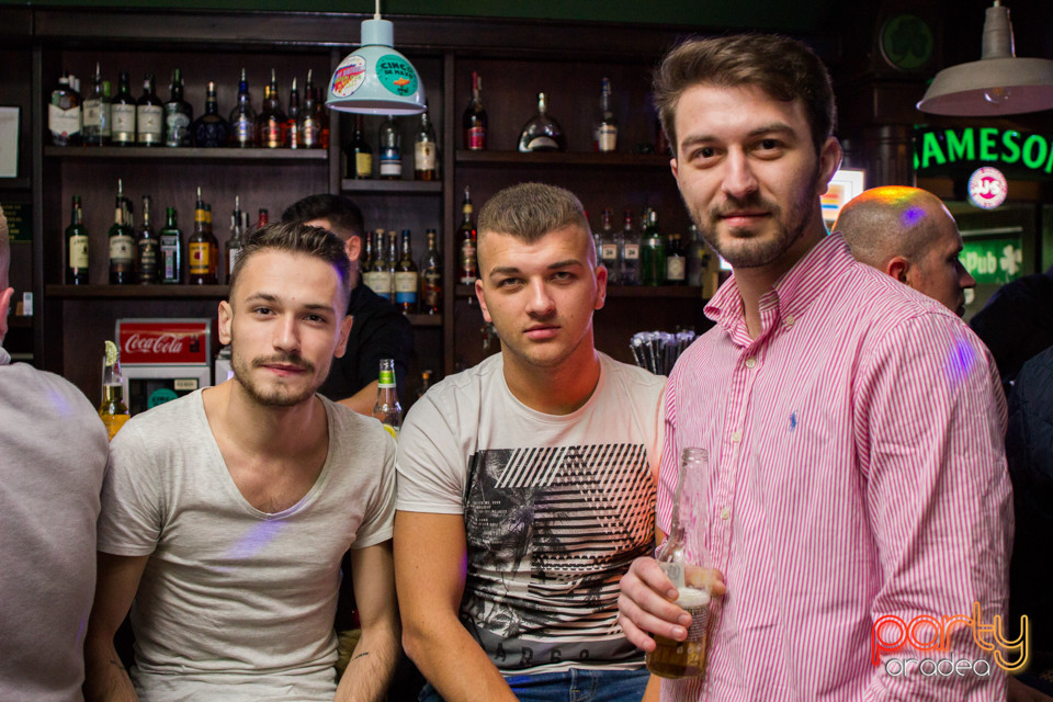 Saturday Madness, Green Pub