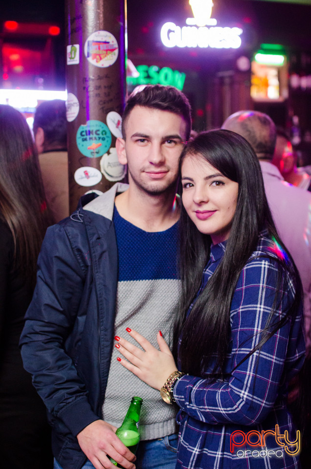 Saturday Madness, Green Pub