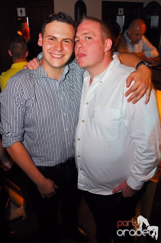 Saturday Night Birthday Party în Zulu, Zulu Caffe