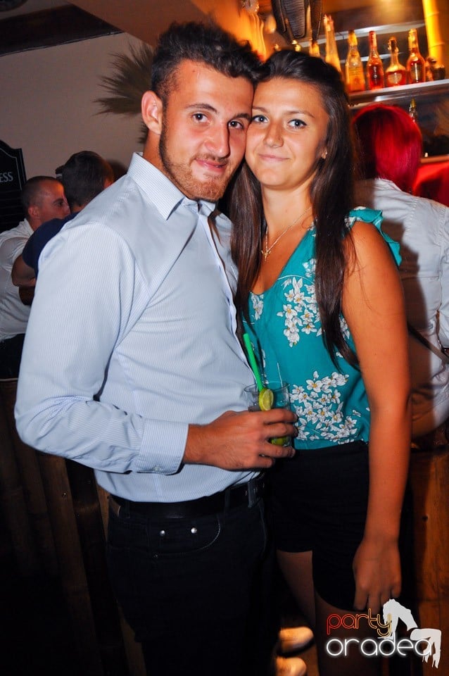 Saturday Night Birthday Party în Zulu, Zulu Caffe