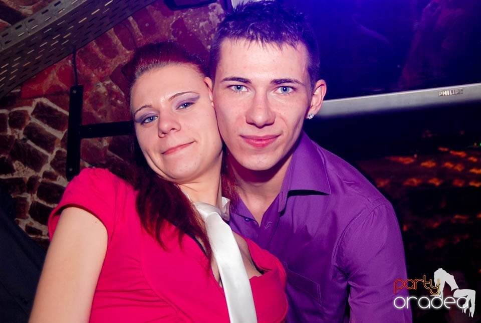 Saturday Night Clubbing în Escape, 