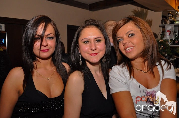 Saturday Night Disco Party, Zulu Caffe