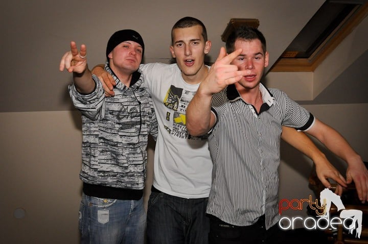 Saturday Night Disco Party, Zulu Caffe