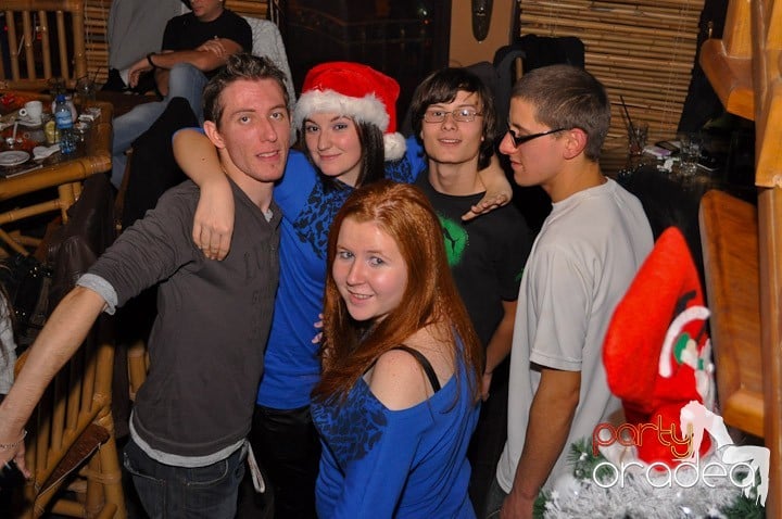 Saturday Night Disco Party, Zulu Caffe