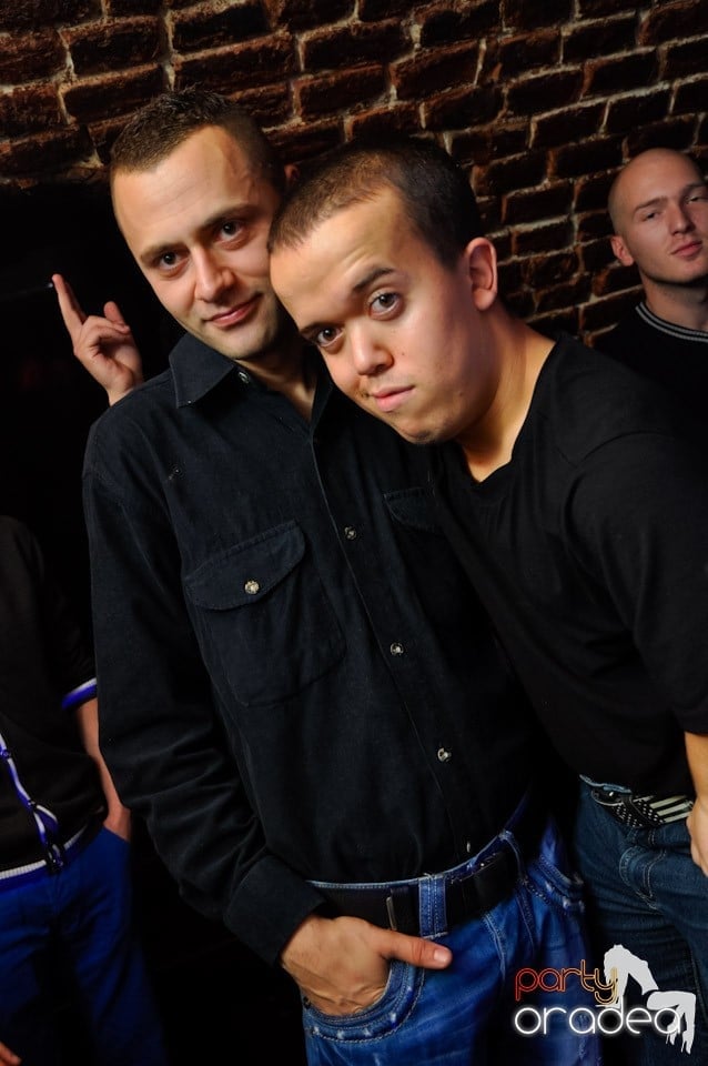 Saturday Night @ Escape, 