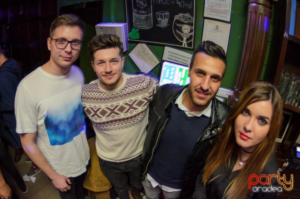 Saturday Night Party, Green Pub