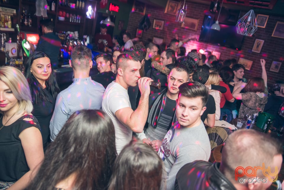 Saturday Night Party, Green Pub