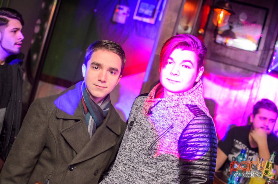 Saturday Night Party, Green Pub