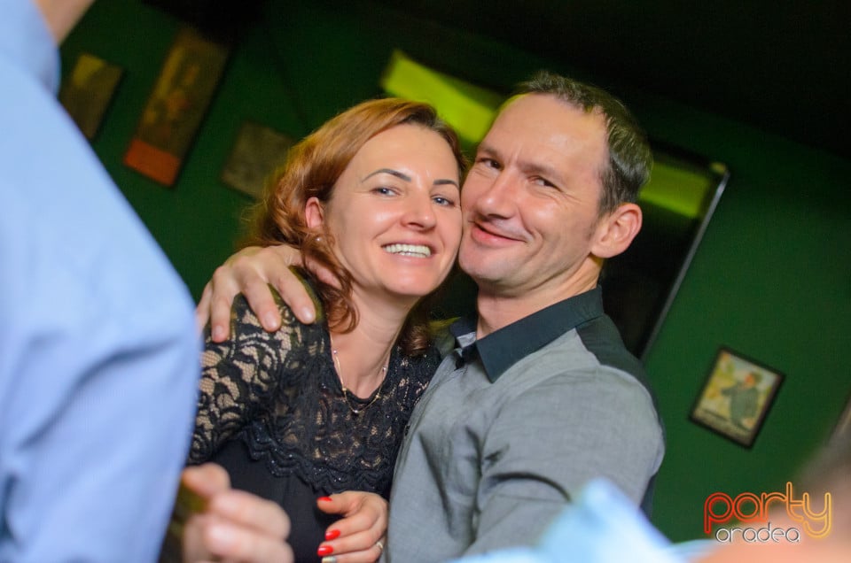 Saturday Night Party, Green Pub
