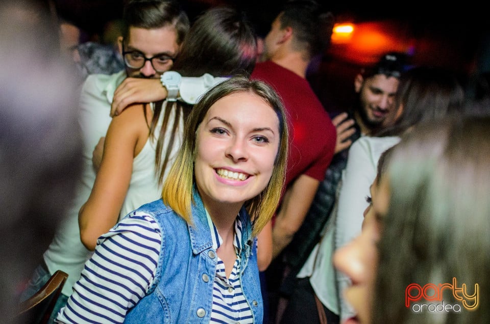 Saturday Night Party, Green Pub